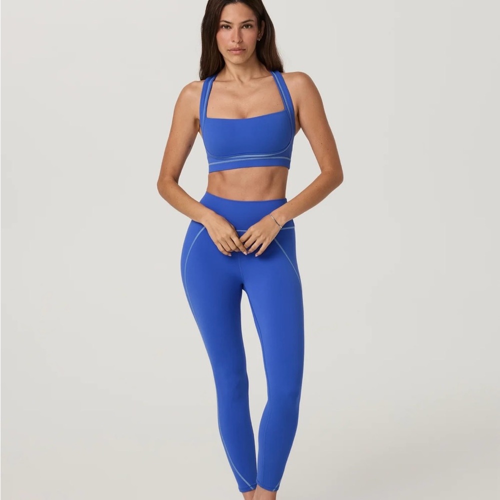Vuori all the feels leggings blue never worn